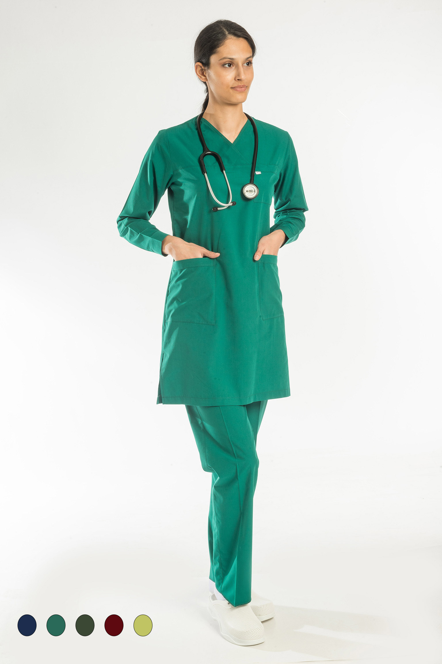 Medikal-Kadın-Doktor-Cerrahi-Giyim-Forma